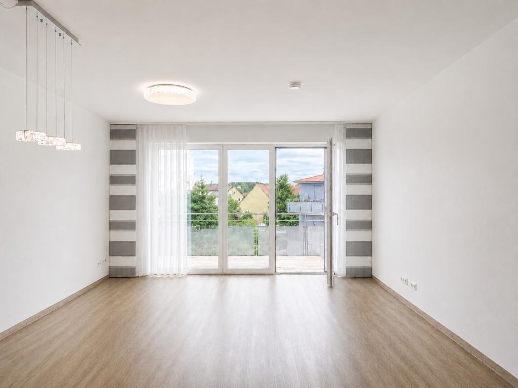 Gepflegte Drei-Zimmer-Wohnung mit Balkon, Einbauküche und jeder Menge Highlights! - Foto 1