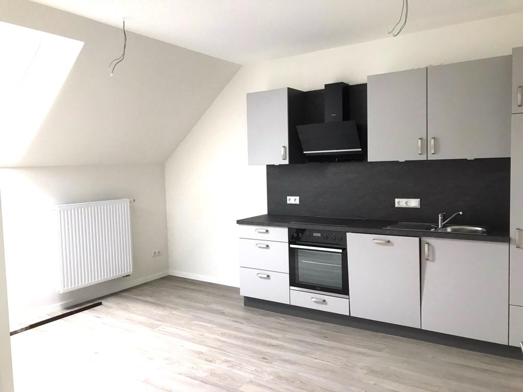 Moderne drei Zimmer Wohnung in ruhiger Lage sucht neue Bewohner - Photo 1