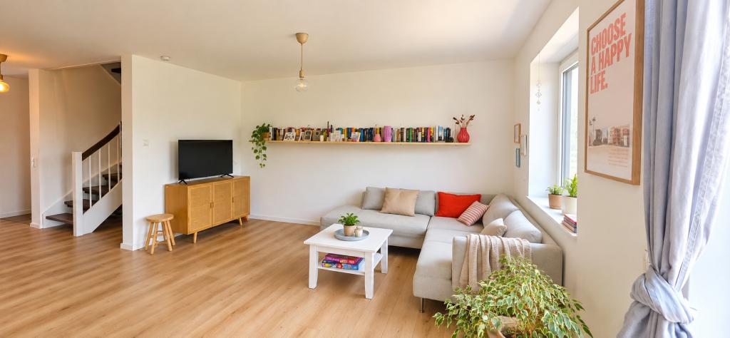 Attraktive 5 Zimmer Immobilie mit Garten und moderner Ausstattung - Photo 1