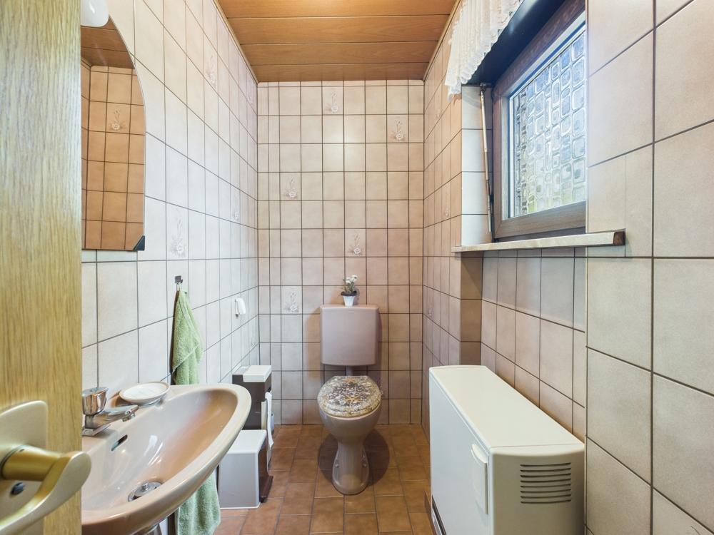 Gäste WC OG 