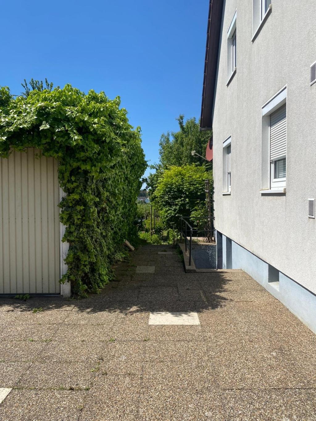 Durchgang zum Garten