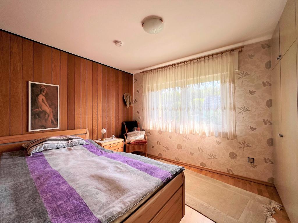 Schlafzimmer 2 (OG)