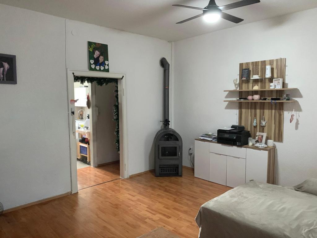 Helle 3-Zimmer-Wohnung mit Einbauküche und Stellplatz in Bretten - Photo 1