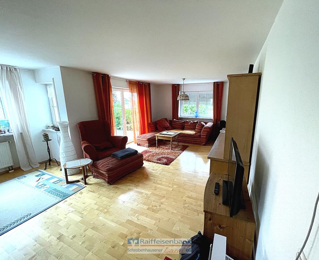 Große 2-Zi.-Erdgeschosswohnung mit Garten, Einbauküche, Garage und Stellplatz - Photo 1