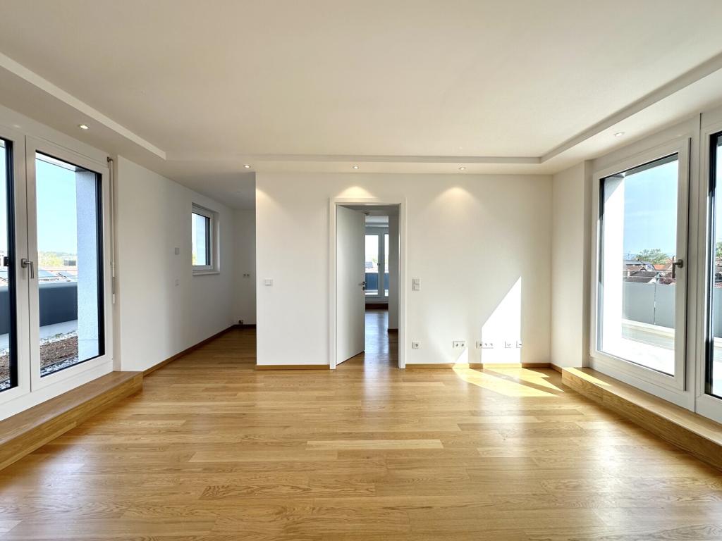 Besondere 4-Zimmer Dachterrassenwohnung in zentraler Lage - Foto 2