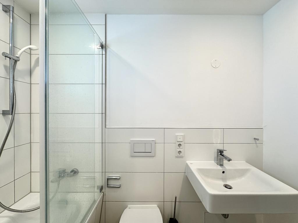 Einpersonenhaushalt gesucht: Moderne 1-Zimmer Erdgeschosswohnung - Foto 3