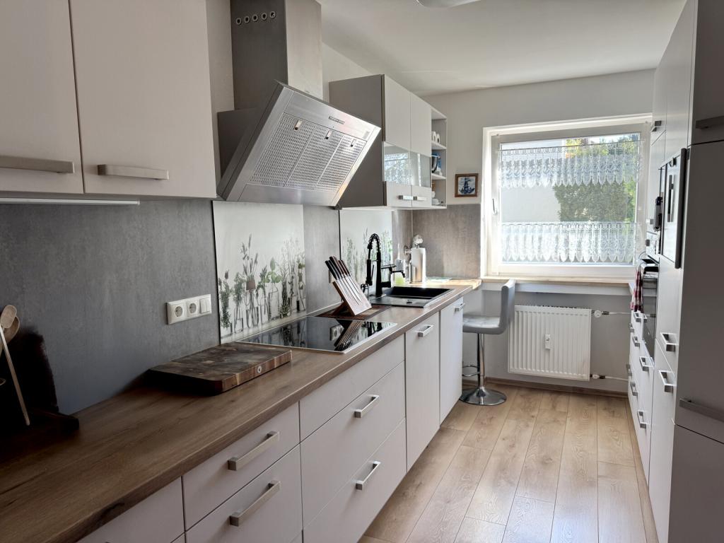 Helle 3-Zimmer-Wohnung im 1.OG mit Westbalkon - Foto 4