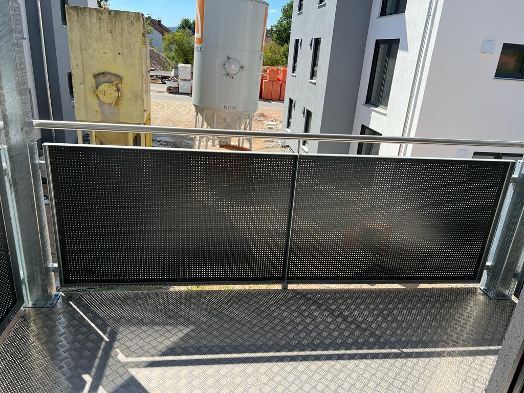 ERSTBEZUG: Hochwertige 2 Zimmer Neubauwohnung mit Südbalkon, Einbauküche und 2 Stellplätzen! - Photo 5