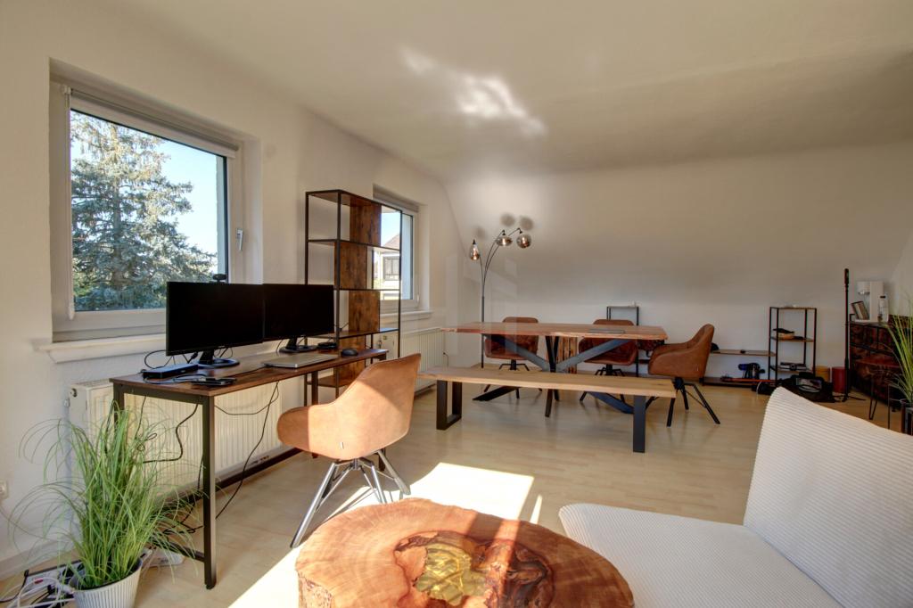 HTI | Gemütliche Dachgeschosswohnung in Bad Homburg nahe Kurpark und Taunus Therme - Foto 2