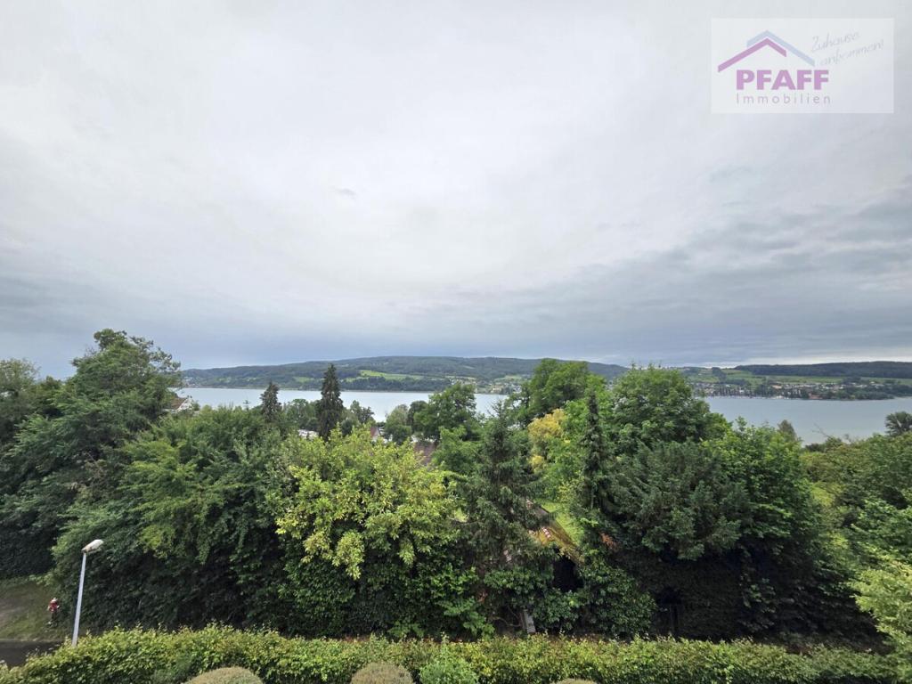 Zuhause ankommen in Gaienhofen im Gütebhohlweg! Traumhafte 3 Zi.-Wohnung im DG mit Seeblick - Photo 4