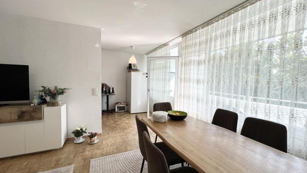  Wohnzimmer / Esszimmer