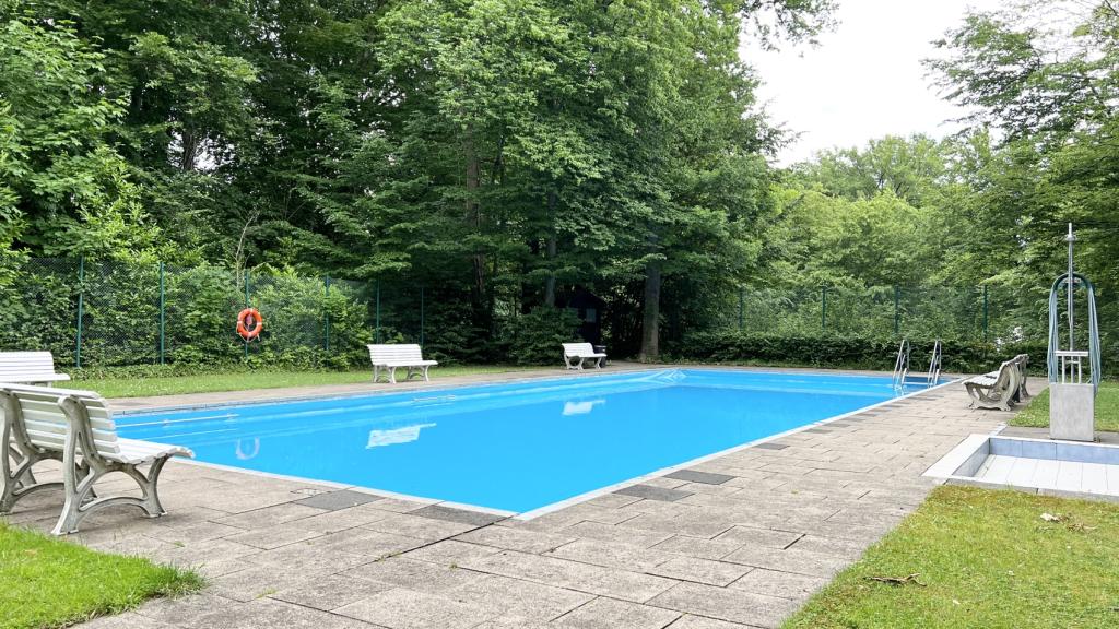 Schwimmbad