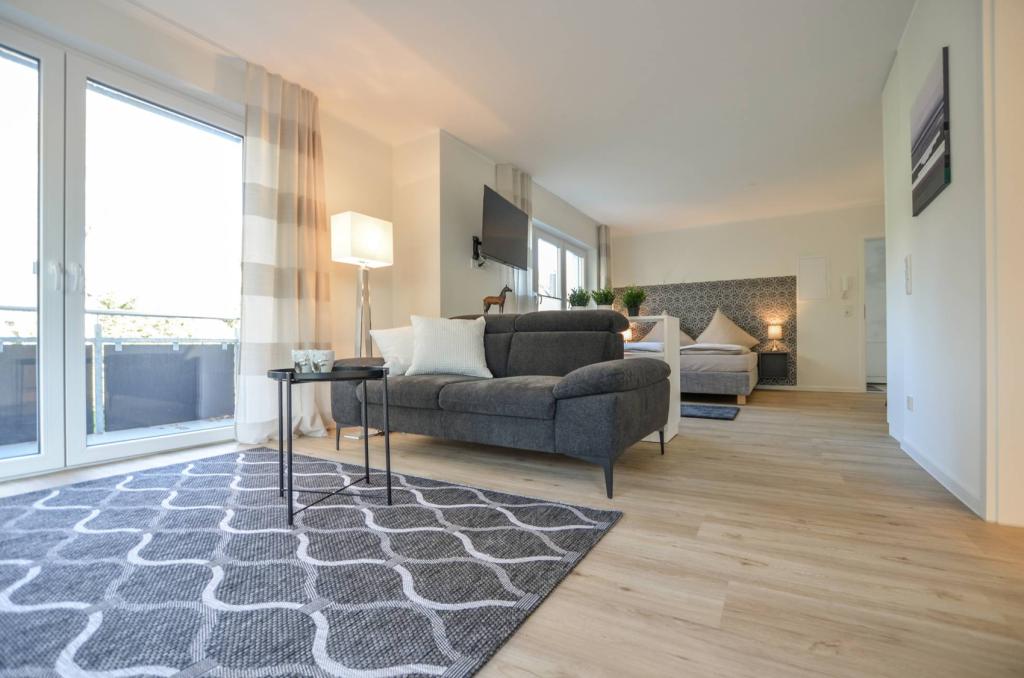 Einfach Einziehen! Voll möbliertes und hochwertig ausgestattetes Apartment zu vermieten - Photo 3