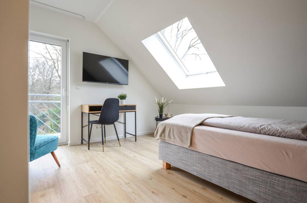 All in: Neubau! voll möbliert und hochwertige ausgestattete 2-Zimmer-Wohnung in Bestlage! - Photo 2