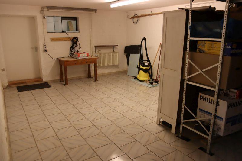 Keller mit Außentreppe