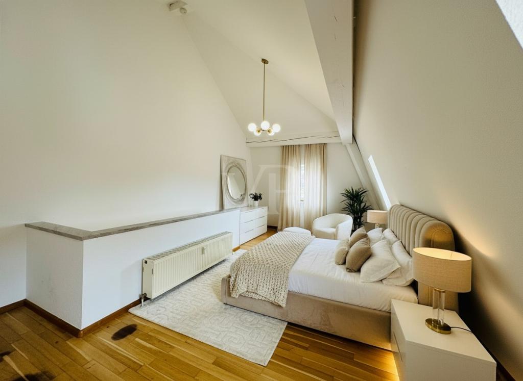 Gepflegte Maisonettewohnung 2ZKB in bester Innenstadtlage - Photo 1