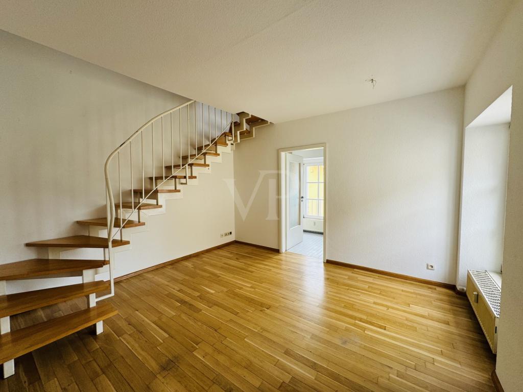 Gepflegte Maisonettewohnung 2ZKB in bester Innenstadtlage - Photo 3