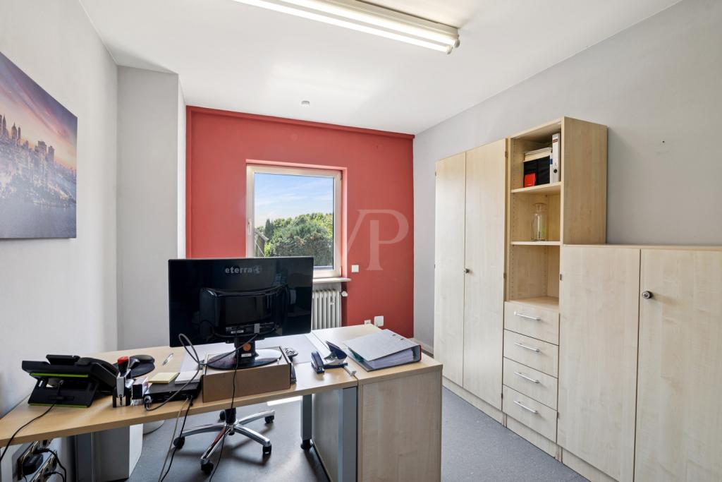 Büro