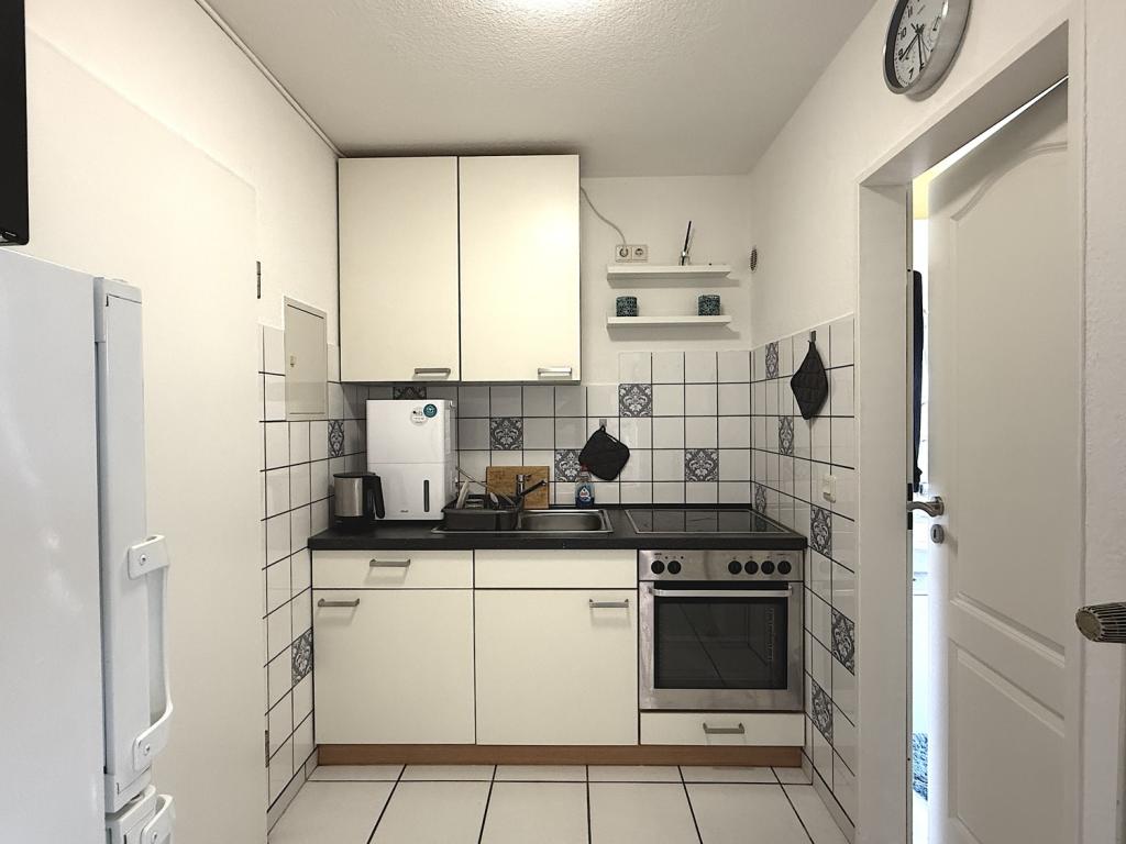 Küche mit Küchenzeile