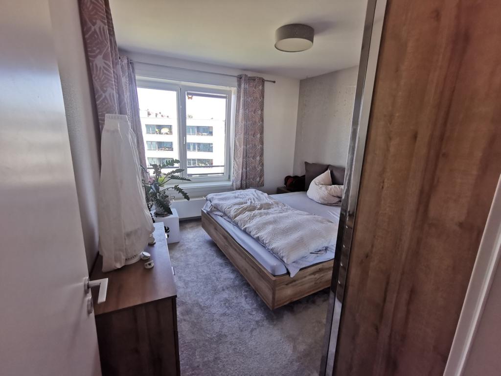 4 Monate zur Untermiete für eine Person - schöne, möblierte 2-Zimmer-Wohnung mit Balkon im Wedding - Photo 3