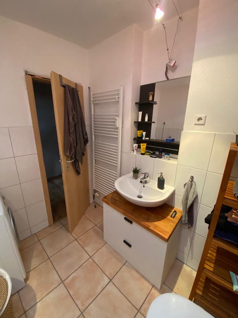 Schöne 3-Zimmer-Dachgeschosswohnung in Duisburg-Buchholz - Photo 3