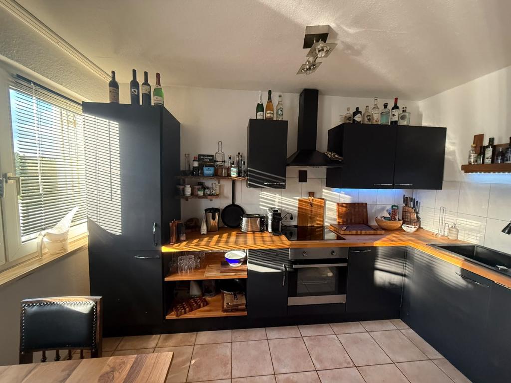 Schöne 3-Zimmer-Dachgeschosswohnung in Duisburg-Buchholz - Photo 1