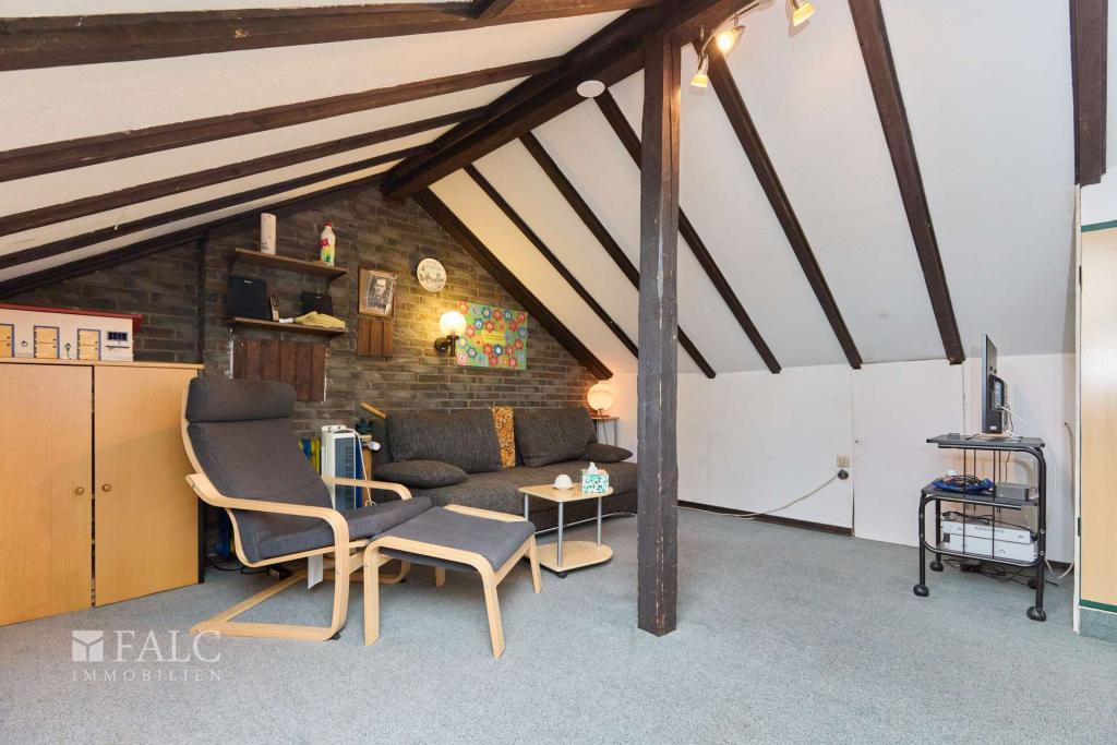 Kinderzimmer / Büro