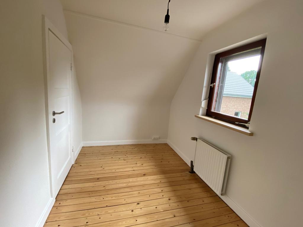 Kleines Zimmer im OG