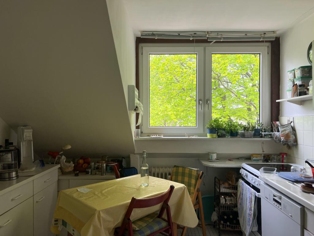 Küche mit Fenster - Haus 2 Whg. 010