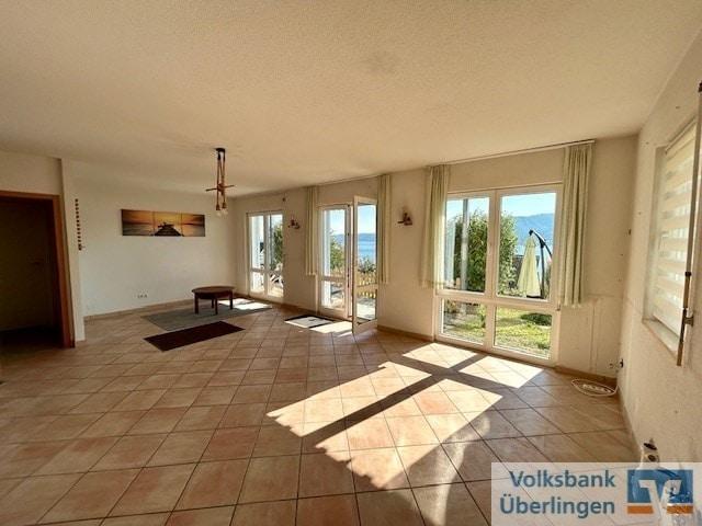 Wohnraum Einliegerwohnung UG