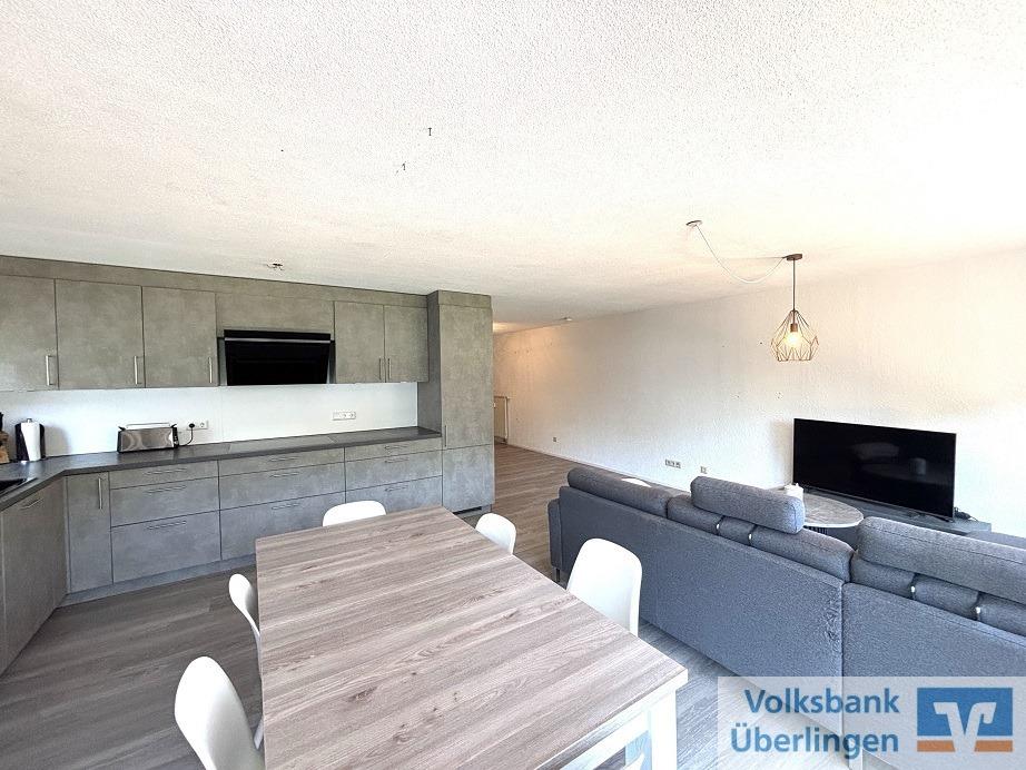 Wohnzimmer und Küche