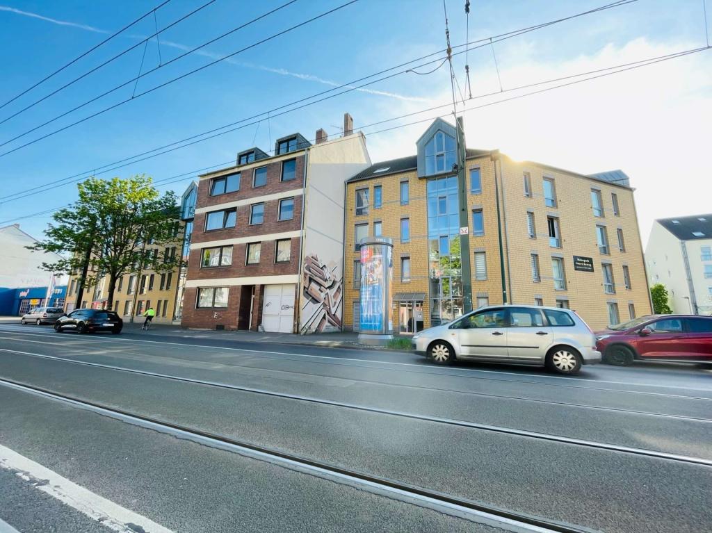 Straßenansicht