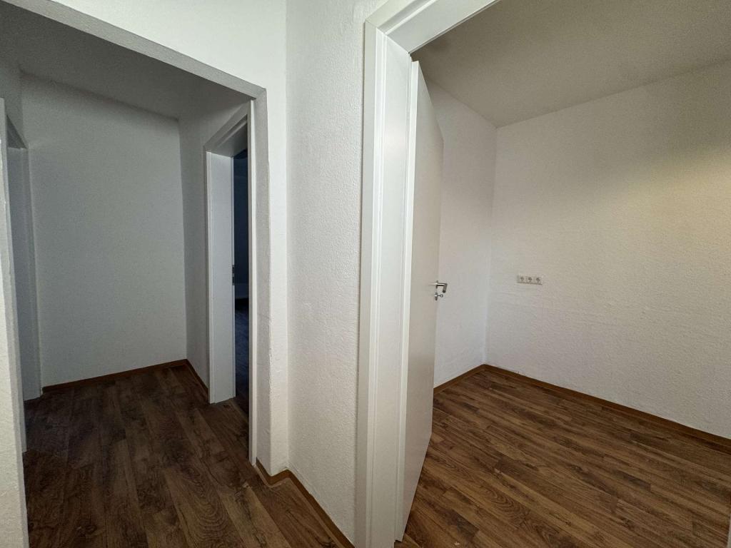Großzügige, renovierte 5-Zimmer-Dachgeschosswohnung in Bochum-Wattenscheid – perfekt für Familien - Foto 4