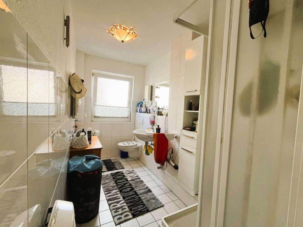1.OG rechts - Badezimmer