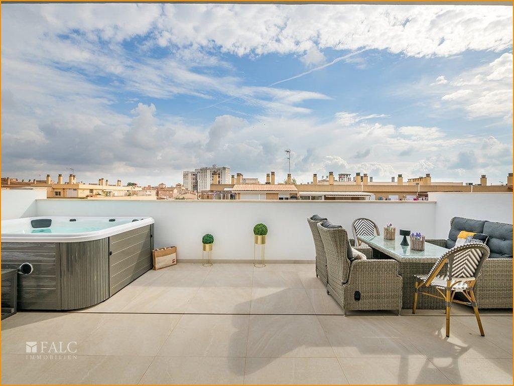 Balkon/Balcón/Balcony