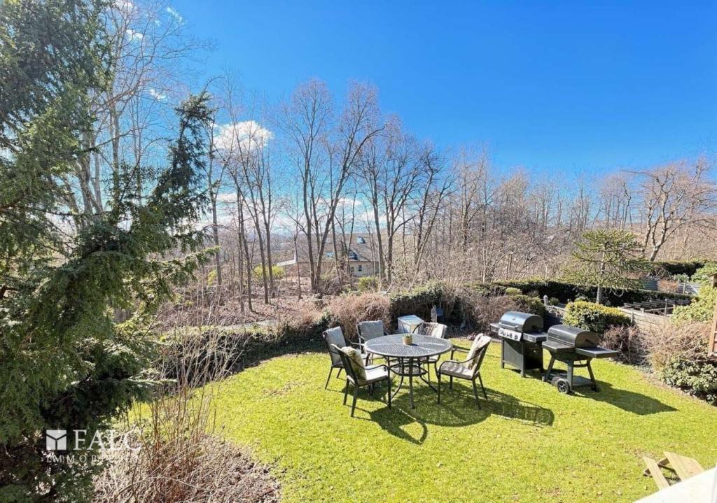 Erdgeschoss-Wohnung mit Balkon und Garten zur Mitnutzung - Photo 4