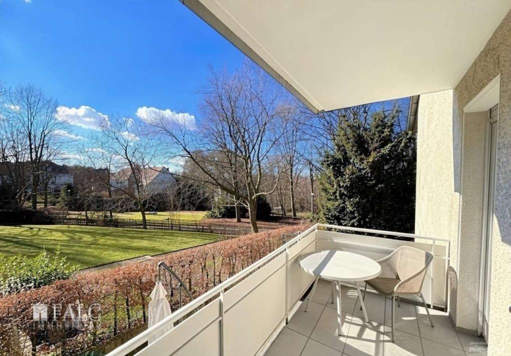 Erdgeschoss-Wohnung mit Balkon und Garten zur Mitnutzung - Photo 3