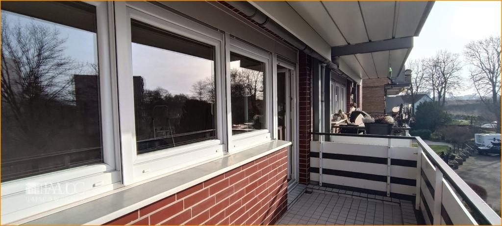 Modernisierte 2-Zimmer im gepflegten 8-Familienhaus mit Balkon - Photo 3