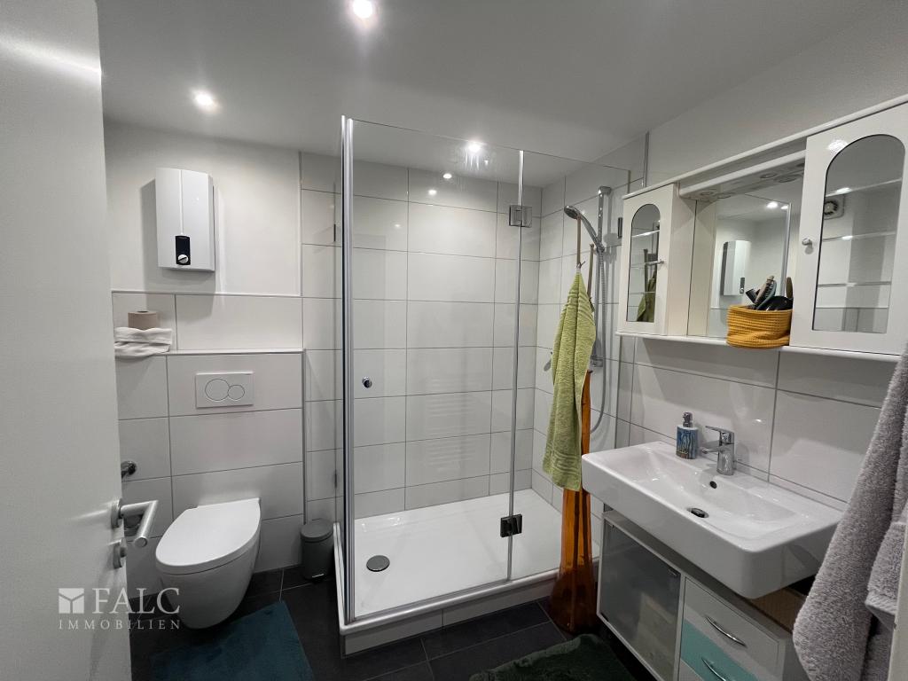 Willkommen in Ihrer modernisierten 2-Zimmer-Wohnung mit Balkon - Photo 5