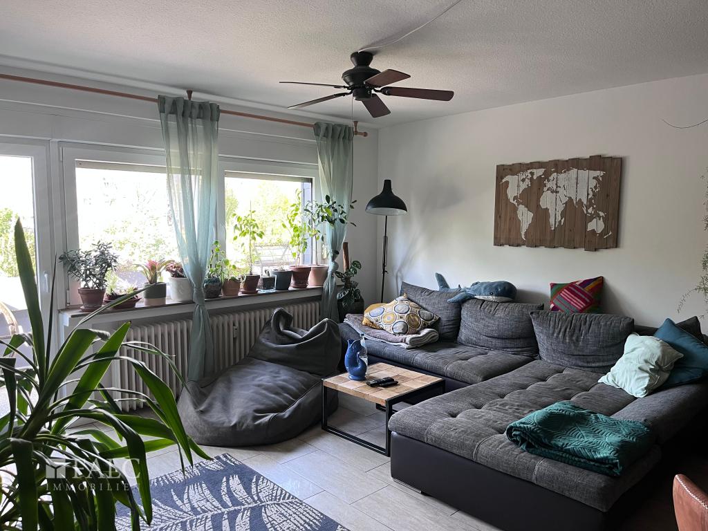 Willkommen in Ihrer modernisierten 2-Zimmer-Wohnung mit Balkon - Photo 1