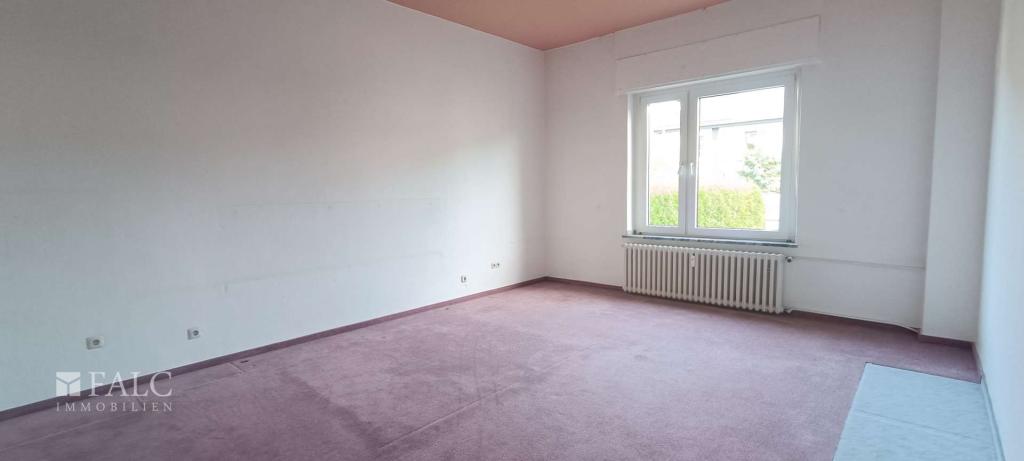 Nostalgie trifft Charme: 3,5-Zimmer-Wohnung auf 125 m² mit Terrasse - Foto 3