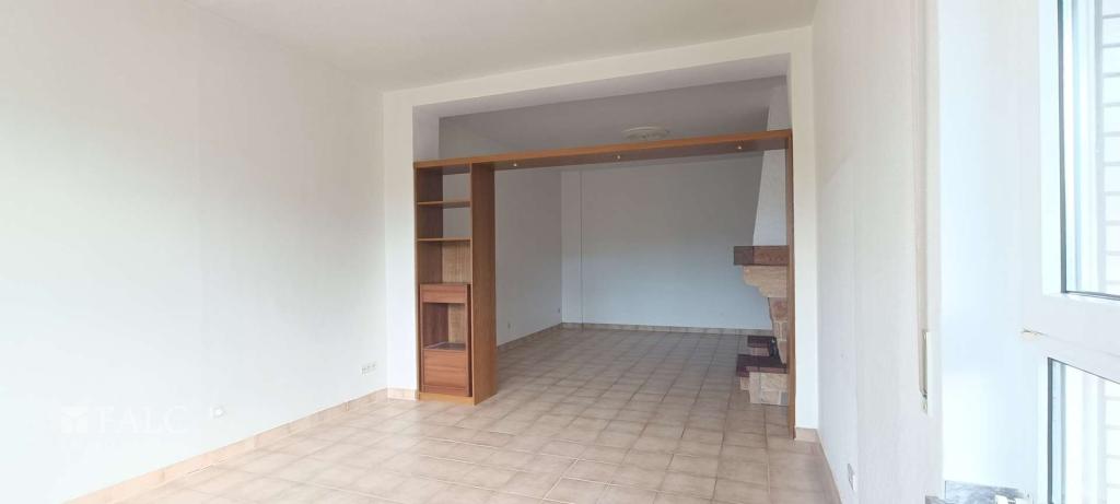 Nostalgie trifft Charme: 3,5-Zimmer-Wohnung auf 125 m² mit Terrasse - Foto 2