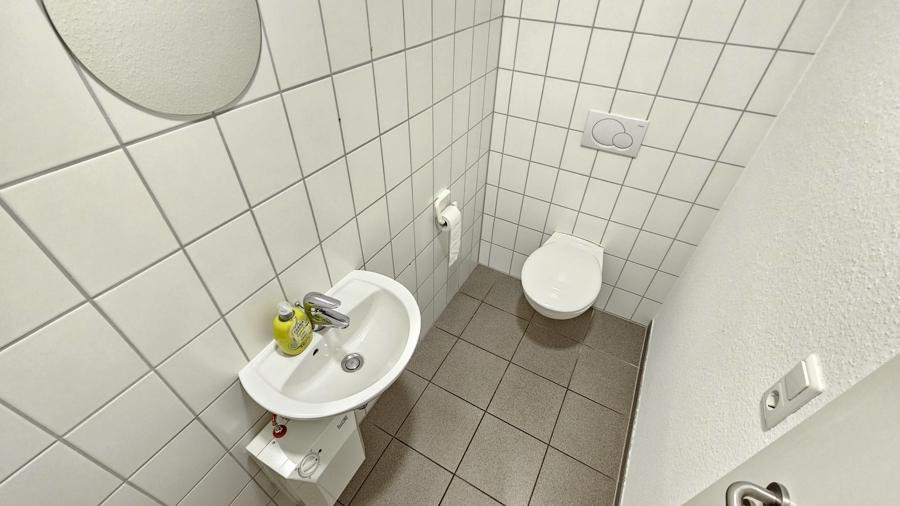 WC 2