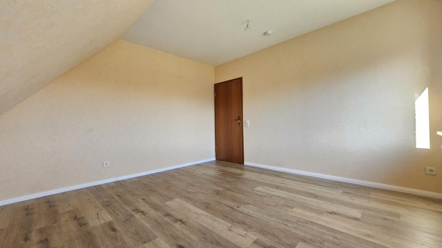 Familienfreundliches Einfamilienhaus mit Gartenidylle in ruhiger Sackgassenlage - Photo 5