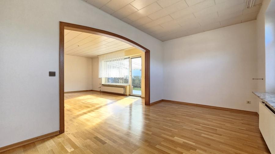 Familienfreundliches Einfamilienhaus mit Gartenidylle in ruhiger Sackgassenlage - Photo 1