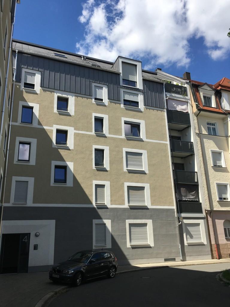 HELLE 4-ZIMMERWOHNUNG MIT LOGGIA UND BALKON - NIBELUNGENPLATZ - NEUBAU 2018 - Photo 1