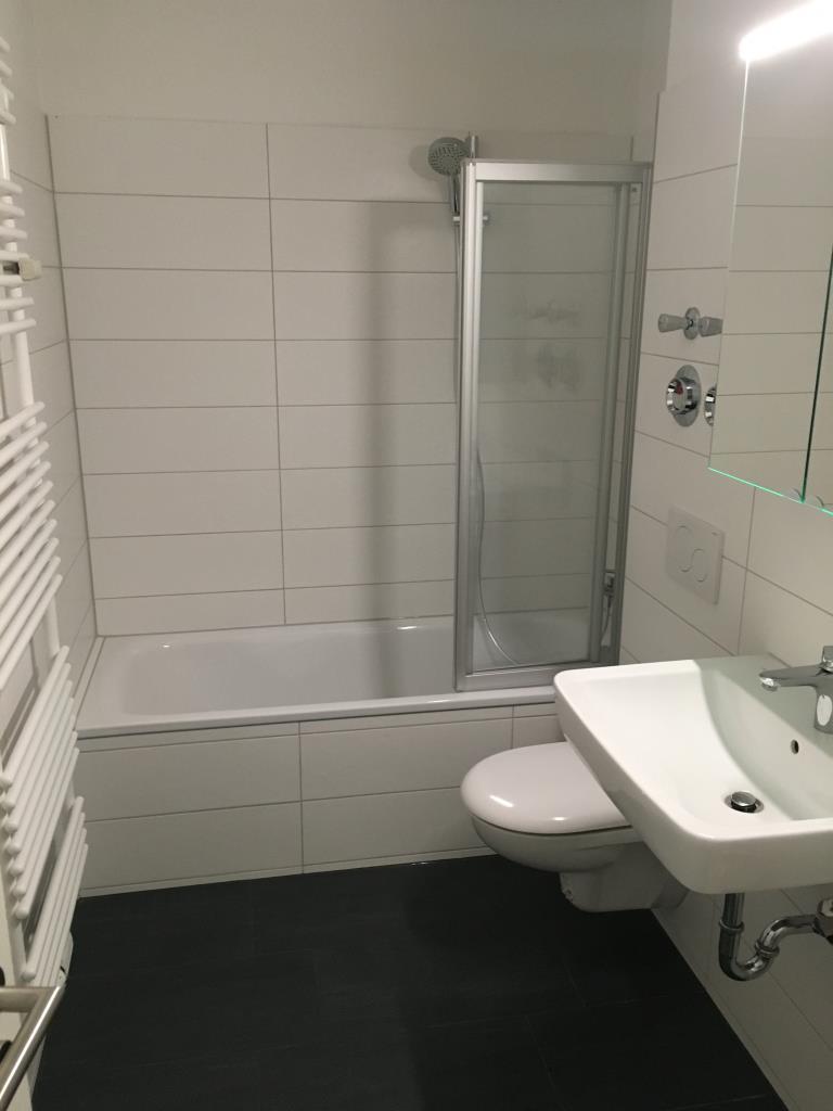 2021 renovierte 2-Zimmerwohnung - Balkon - Neue Elektrik - Neues Bad - Photo 4