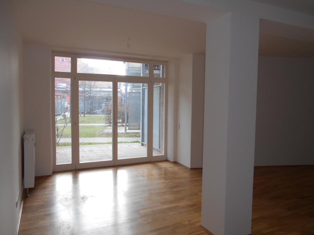 DREIZIMMER EG-WOHNUNG - TERRASSE - SOMMERSTRASSE - FÜRTH - PARKETT - TAGESLICHTBAD *** - Photo 1