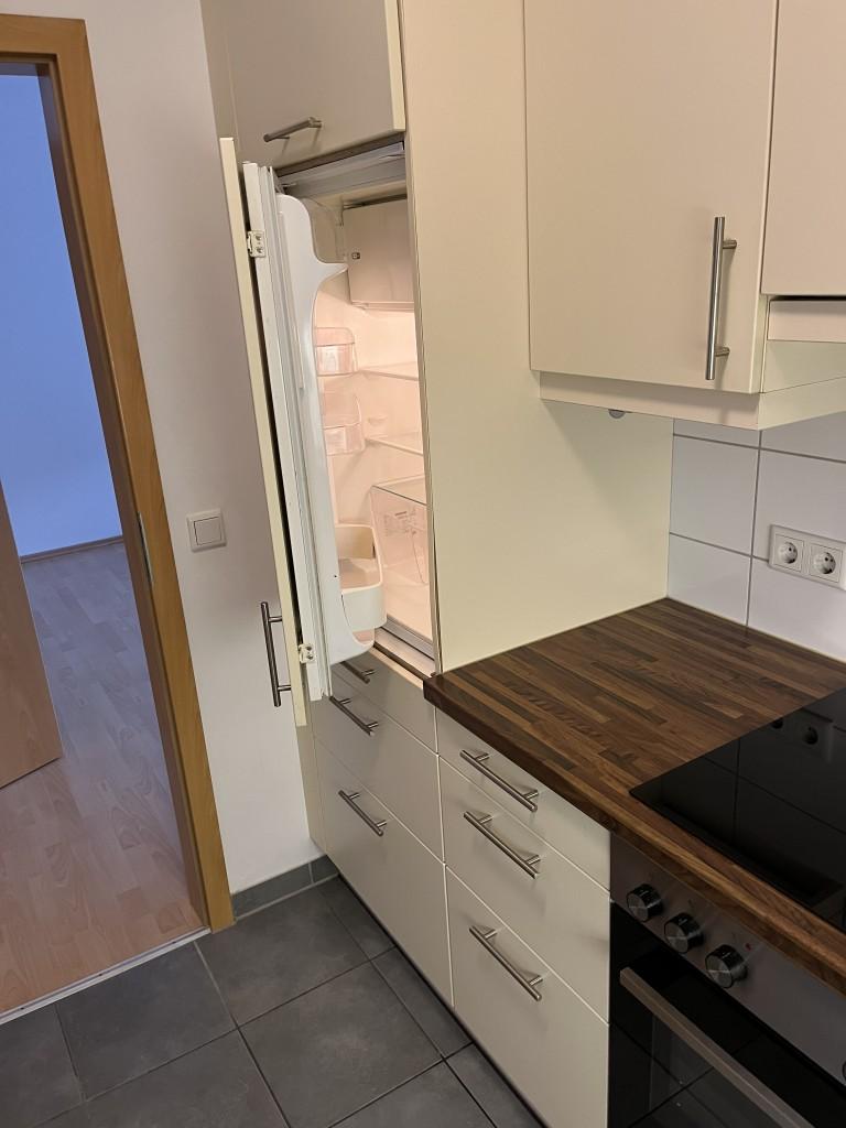 Helle und großzügige 2 Zimmerwohnung EG - Süd-Terrasse - Einbauküche - Tageslichtbad - Photo 2