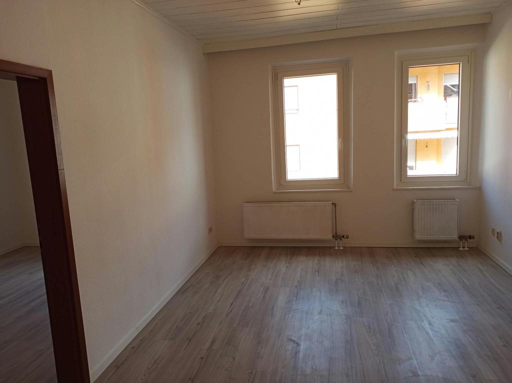Teilrenovierte Wohnung - Werderstraße - 2. OG - Bad mit Fenster - Einbauküche möglich - Photo 1